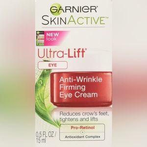 Garnier SkinActive Ultra Lift Anti Wrinkle Firming Eye Cream Pro Retinol .5 oz